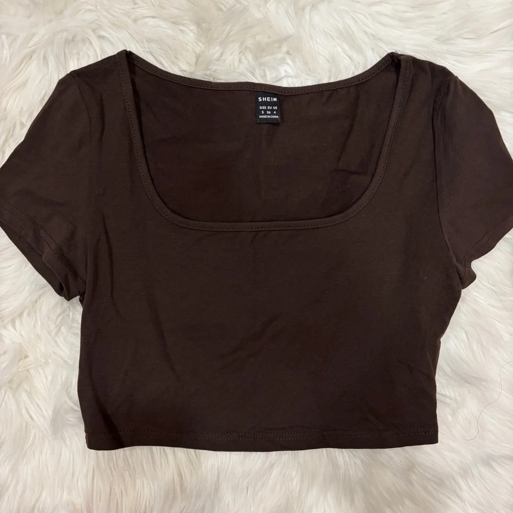 NWOT Brown crop top